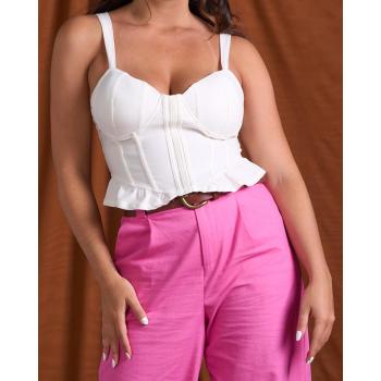 Blusa blanca.