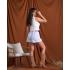 Blusa flores blanca.