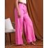Pantalón fucsia.