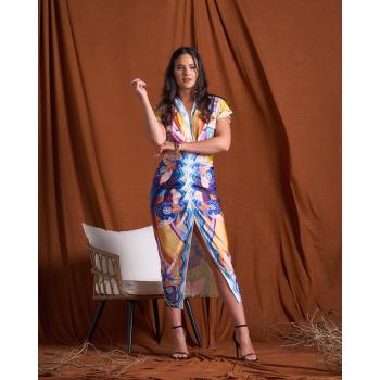 Vestido multicolor.